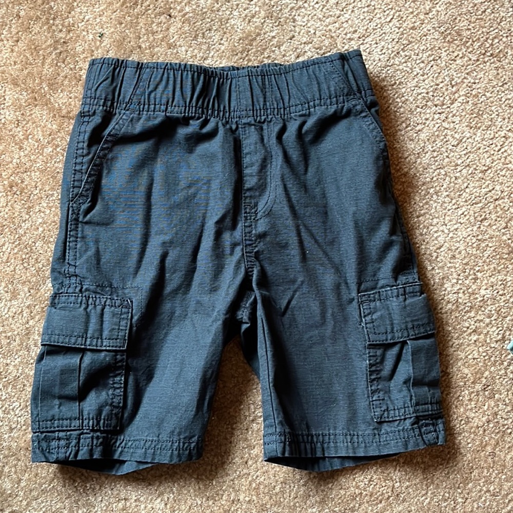 3/$12 Boys Childrens Place cargo shorts